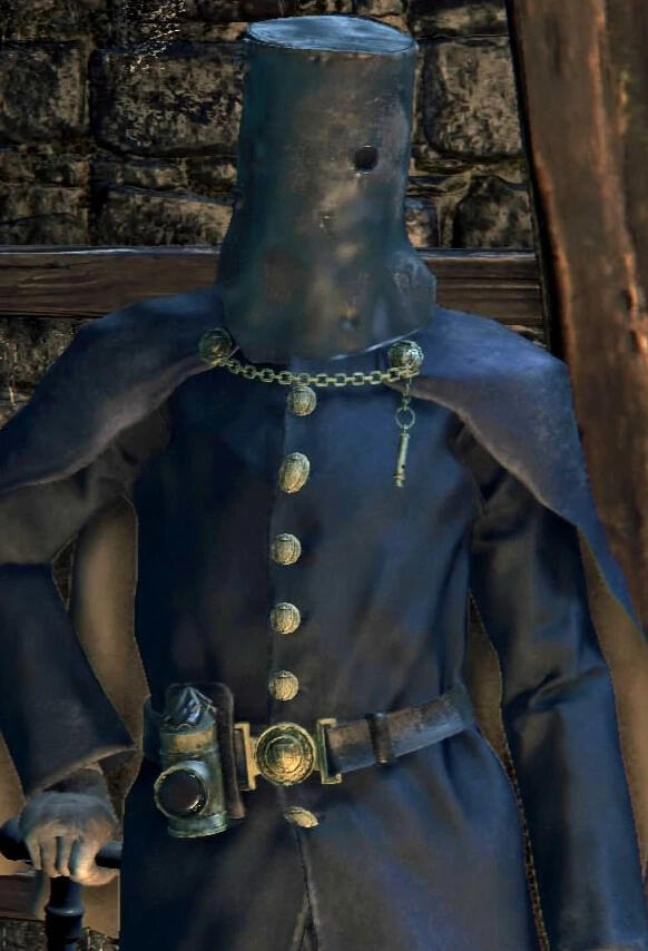 Valtr&#39;s in-game model, which I used as reference for my cosplay, as opposed to his designs in the artbook, which did not feature a yellow-tinted lining or white gloves.